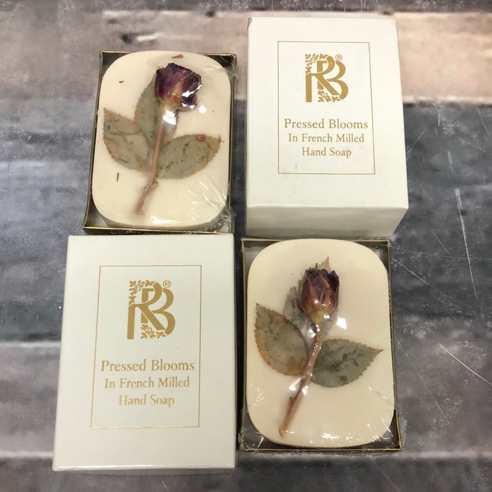 Vtg 1994 RoseBrier pressed blooms in French milled hand‎ soap lot of 2 RARE